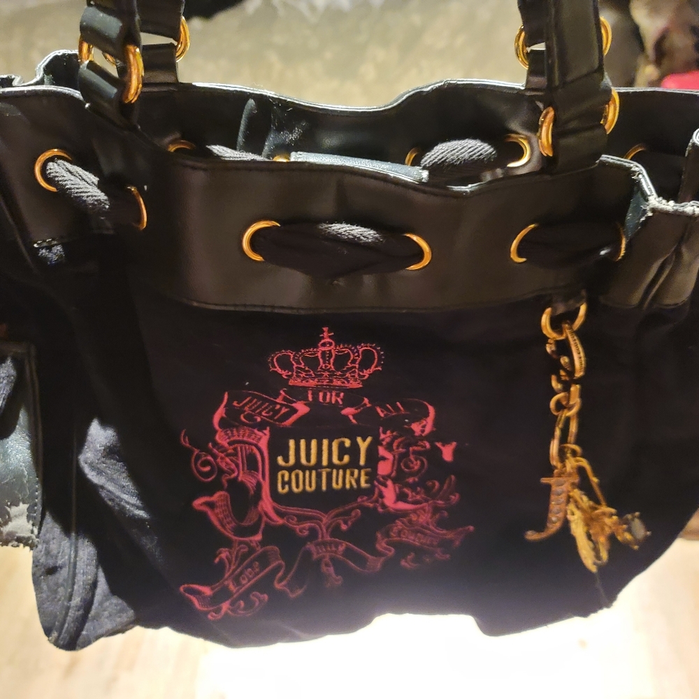 Juicy Couture black purse with pink detailing